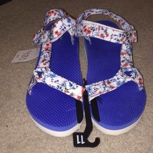 Time and tru sandals